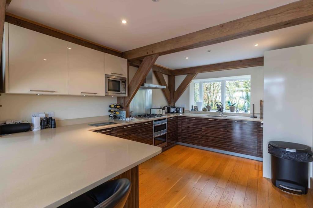 Villa Otters Holt à Somerford Keynes Extérieur photo