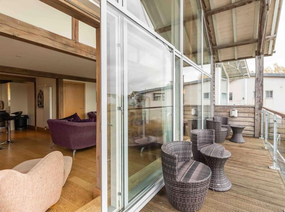 Villa Otters Holt à Somerford Keynes Extérieur photo